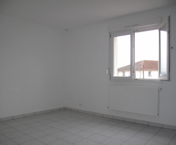 Location Appartement 4 pièces Neufchâteau (88300) - F4 NEUFCHATEAU