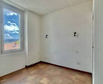 Location Appartement 2 pièces Cadolive (13950)