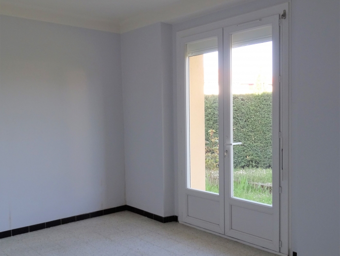 Location Appartement avec terrasse 3 pièces Laroque-d'Olmes (09600) - Proche centre ville
